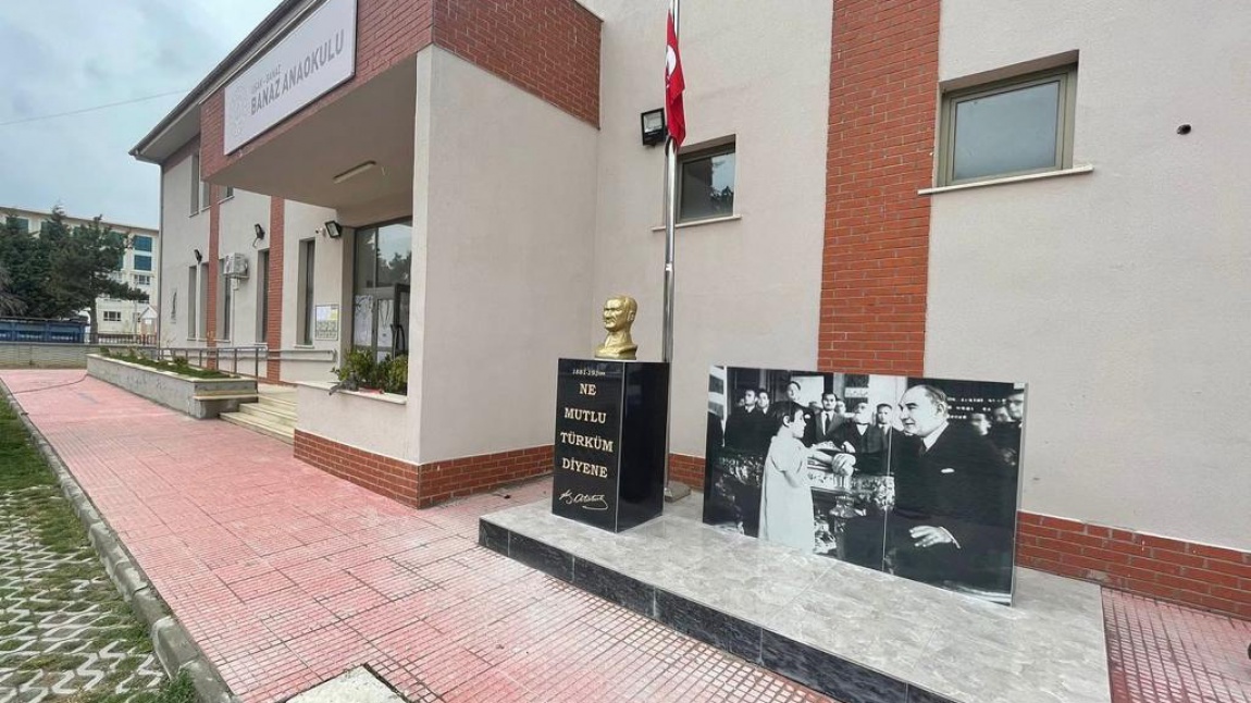Okulumuzun Atatürk Büstü Yenilendi